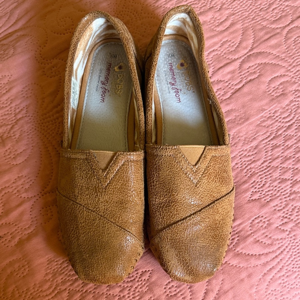 Bobs Tan Leather Women's Flats
